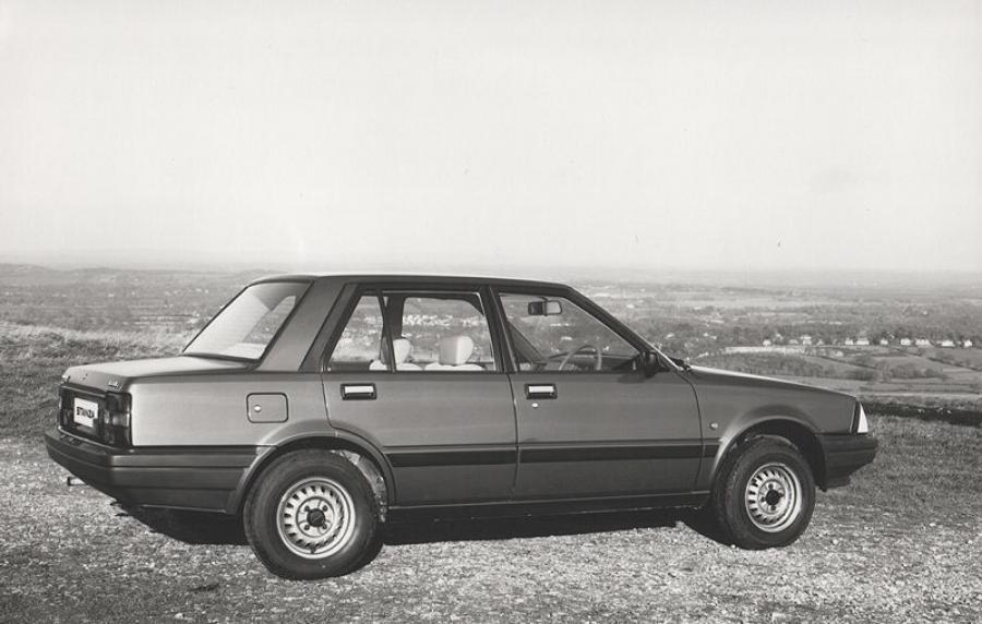  Datsun Stanza Sedan 1981 года  (фото 4 из 5)